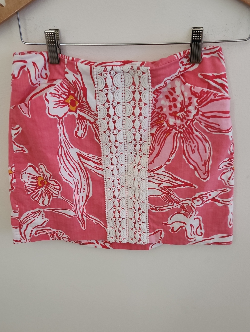 Lilly Pulitzer Pink Floral Lace Mini Skirt Size 2
